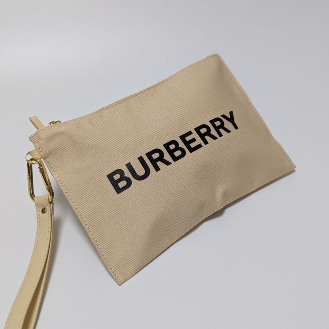 BURBERRY - 新品未使用 バーバリー ノベルティ ポーチ ベージュの通販 ...