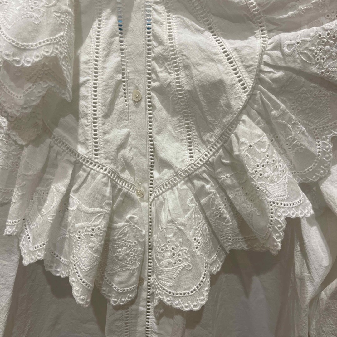 DRESSLAVE(ドレスレイブ)のDRESSLAVE reworked classics lace blouse レディースのトップス(シャツ/ブラウス(長袖/七分))の商品写真