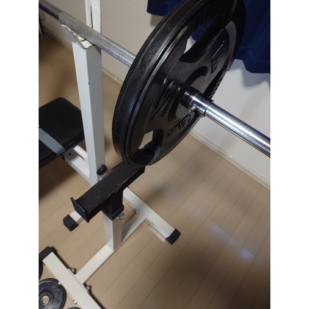 ベンチプレス　90kg　筋トレ　バーベル　ダンベル　トレーニング