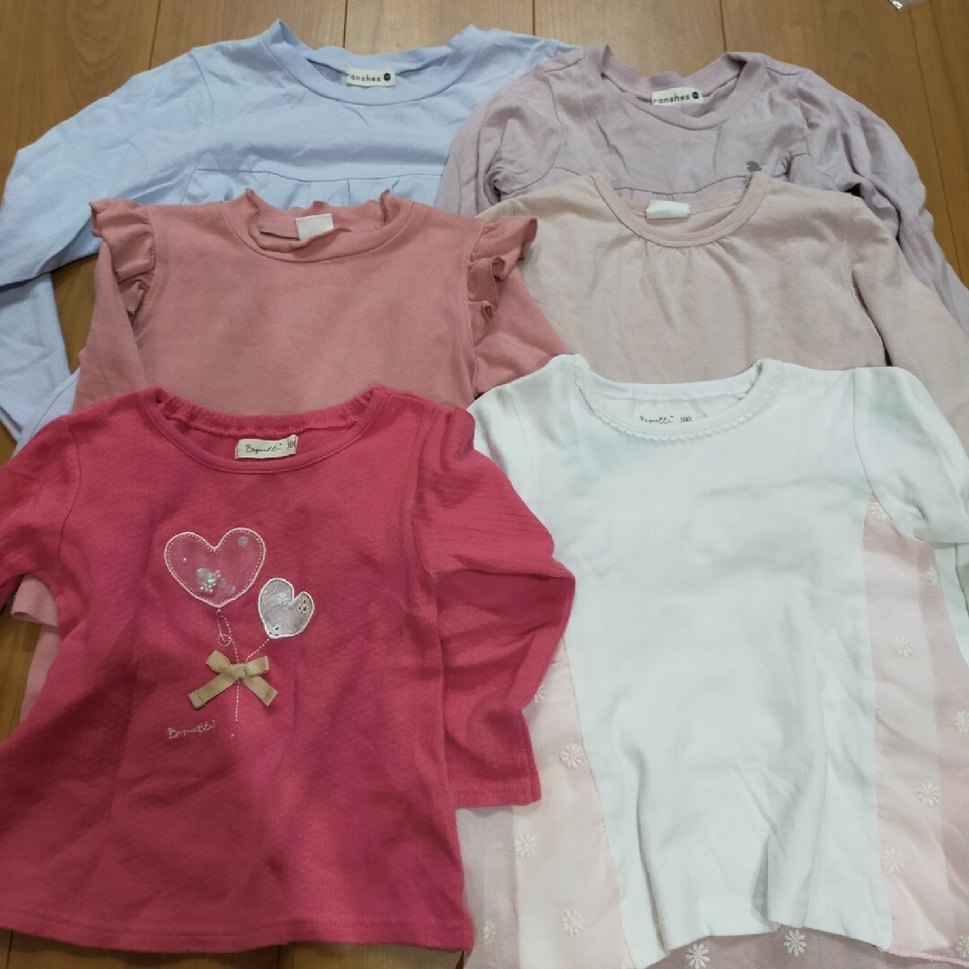 ブランシェス　長袖　２枚　130・100　＋100サイズの長袖４枚 キッズ/ベビー/マタニティのキッズ服女の子用(90cm~)(Tシャツ/カットソー)の商品写真