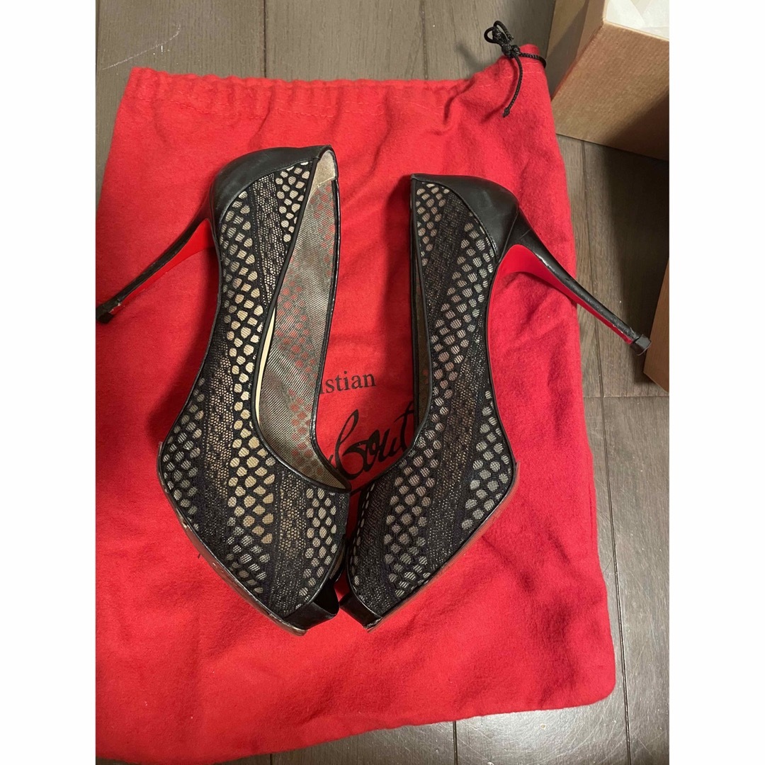 Christian Louboutin(クリスチャンルブタン)のChristian louboutin  サイズ38 1/2 レディースの靴/シューズ(ハイヒール/パンプス)の商品写真