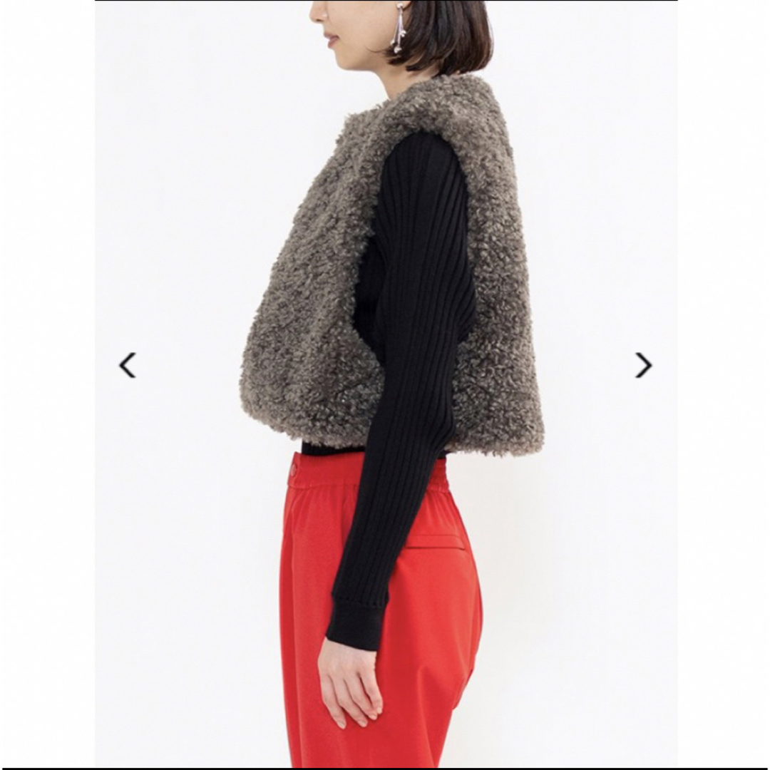 完売品 HYKE FAUX SHEARLING CROPPED VEST-