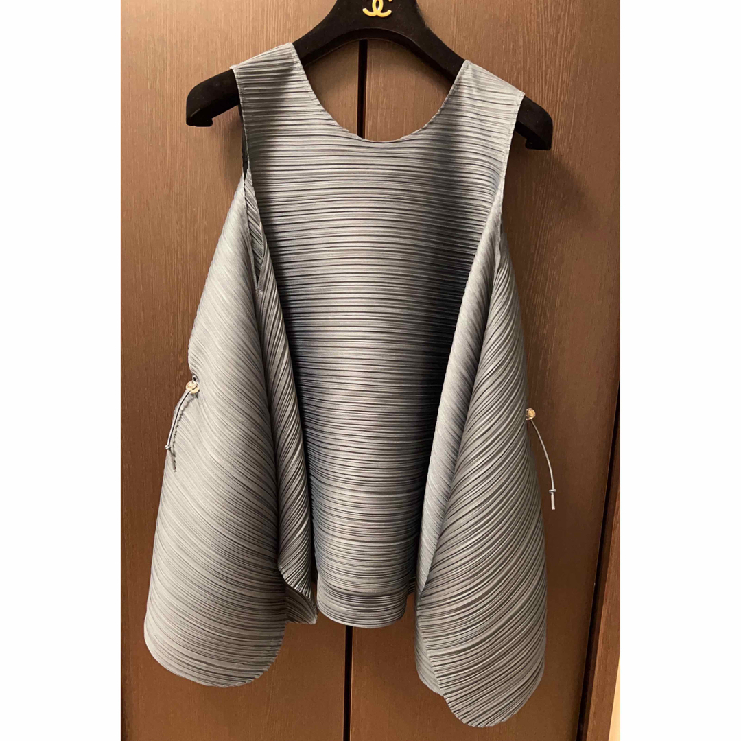 PLEATS PLEASE ISSEY MIYAKE - 希少❣️プリーツプリーズ 横プリーツの