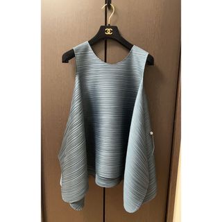 PLEATS PLEASE ISSEY MIYAKE - 希少❣️プリーツプリーズ 横プリーツの ...