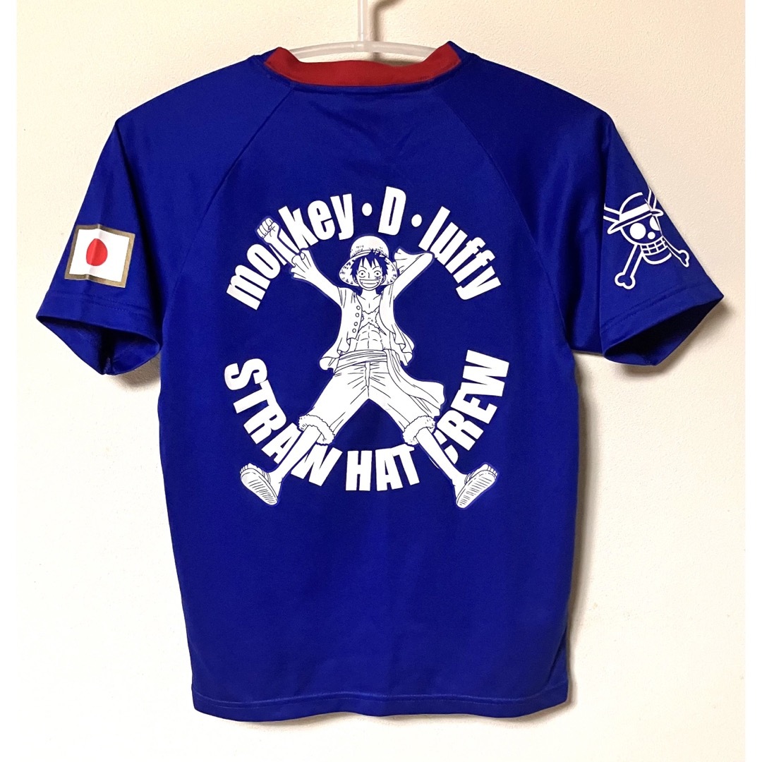 ONE PIECE(ワンピース)の激レア！ サッカー 日本代表 ワンピース ルフィ コラボ Tシャツ 2009 スポーツ/アウトドアのサッカー/フットサル(ウェア)の商品写真