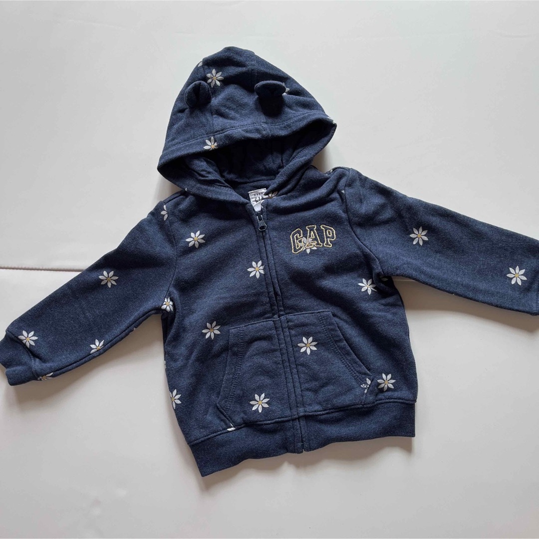 babyGAP(ベビーギャップ)のbabyGAP パーカー キッズ/ベビー/マタニティのキッズ服女の子用(90cm~)(ジャケット/上着)の商品写真