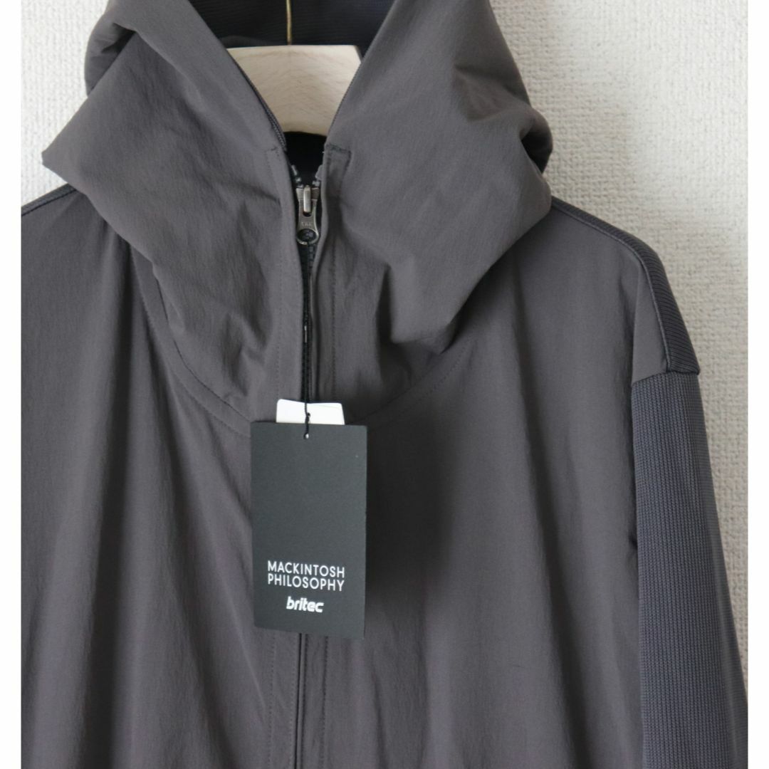 MACKINTOSH PHILOSOPHY(マッキントッシュフィロソフィー)の新品タグ付き【マッキントッシュフィロソフィー】ZIP コンビパーカー L メンズのトップス(パーカー)の商品写真