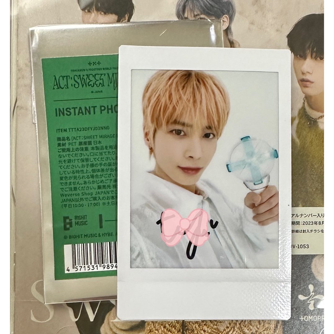 TXT テヒョン 直筆サイン入り チェキ インスタントフォト 50 - K-POP