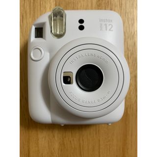 フジフイルム(富士フイルム)の富士フイルムチェキ instax mini 12 クレイホワイト(1台)(フィルムカメラ)