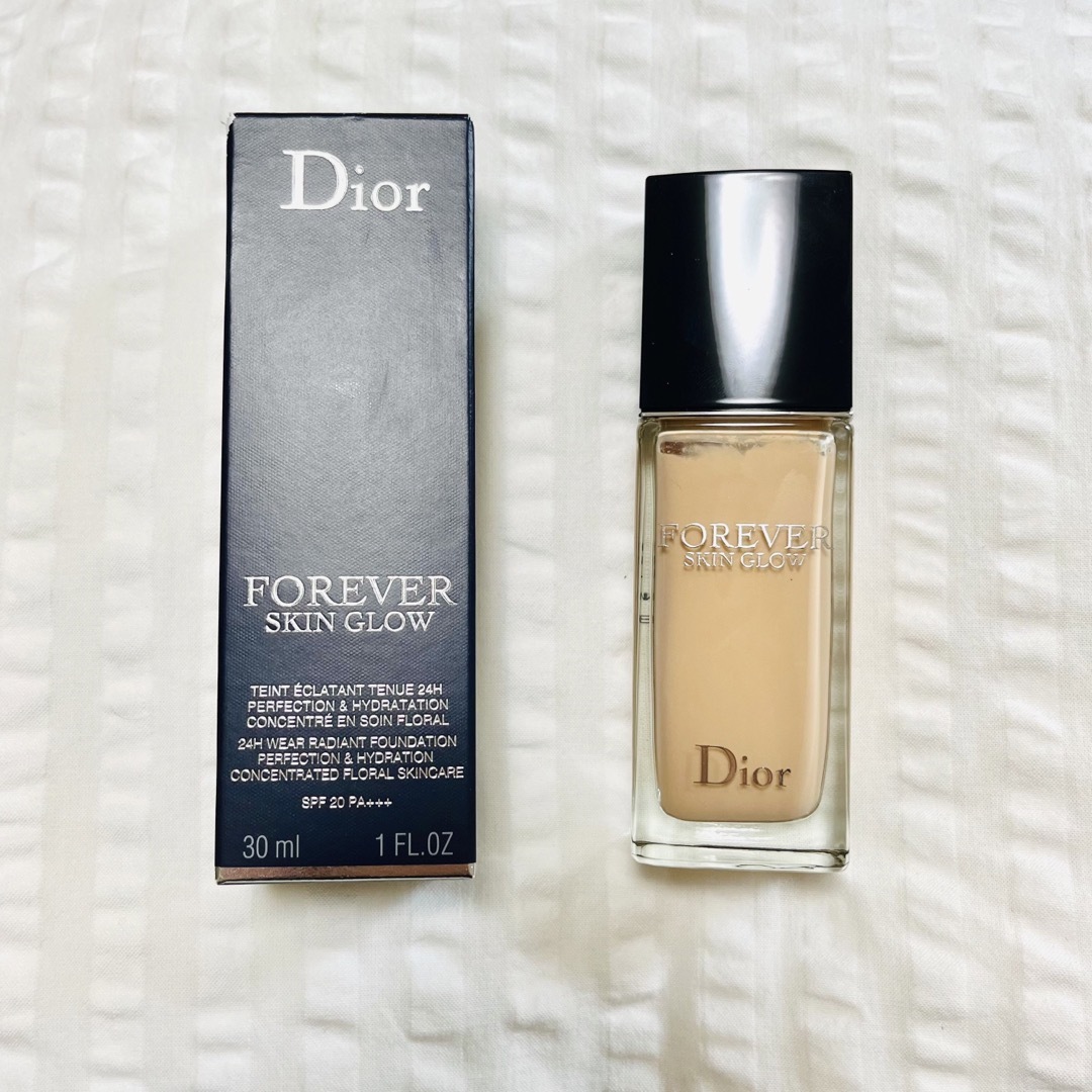 Dior(ディオール)のディオールスキン フォーエヴァー フルイド グロウ (SPF 20/PA+++) コスメ/美容のベースメイク/化粧品(ファンデーション)の商品写真