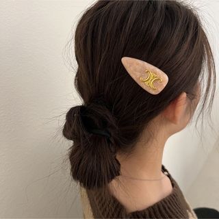 CELINE ヘアピン