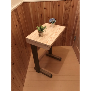ハンドメイド　木製作業デスク(家具)