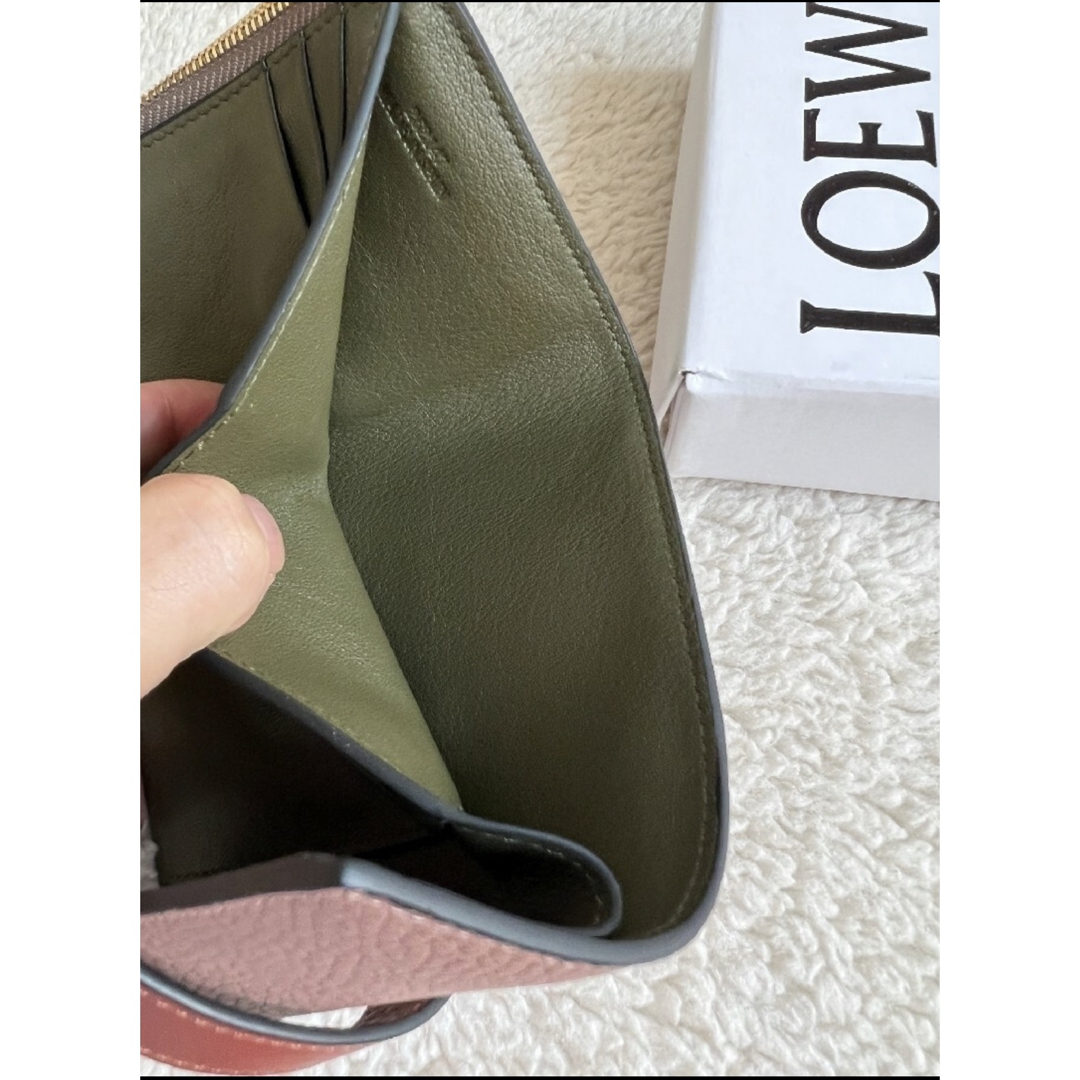 【最終値下げ】美品　loewe財布スモールバーティカルウォレット　ピンク✖️カーキ