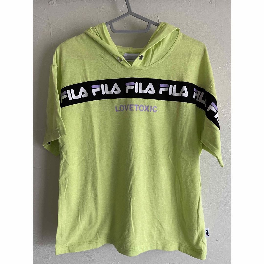 lovetoxic(ラブトキシック)の割引あり　lovetoxic FILA tシャツ Lサイズ キッズ/ベビー/マタニティのキッズ服女の子用(90cm~)(Tシャツ/カットソー)の商品写真