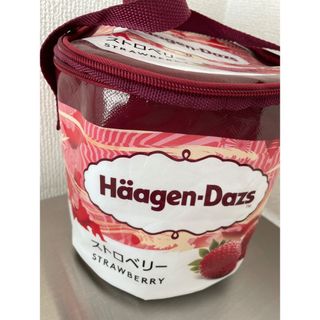 ハーゲンダッツ(Haagen-Dazs)のハーゲンダッツ  保冷バッグ ストロベリー🍓　未使用(ノベルティグッズ)