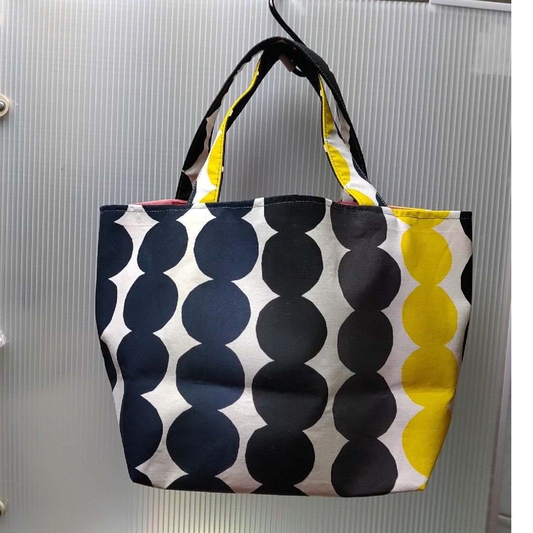 marimekko(マリメッコ)のマリメッコ　トートバッグ(ラシィマット) ハンドメイドのファッション小物(バッグ)の商品写真