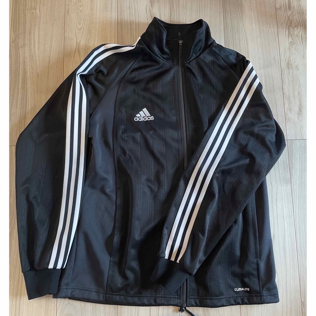 adidas(アディダス)の新品　adidas ジャージ　上　アディダス　トップス メンズのトップス(ジャージ)の商品写真