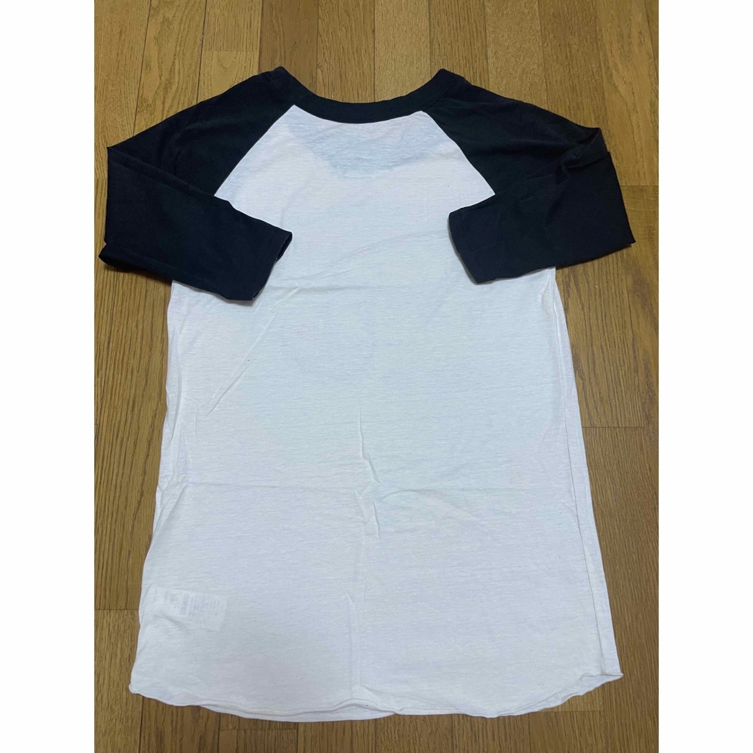 moussy(マウジー)のマウジー　moussy ラグラン　ロンT 七分袖　白　ホワイト　黒　ヴィンテージ レディースのトップス(Tシャツ(長袖/七分))の商品写真