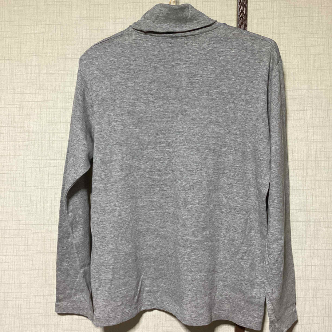 UNIQLO(ユニクロ)の値下げ　¥1444→¥1222   ユニクロ　タートルネックTシャツ　メンズ　S メンズのトップス(Tシャツ/カットソー(七分/長袖))の商品写真