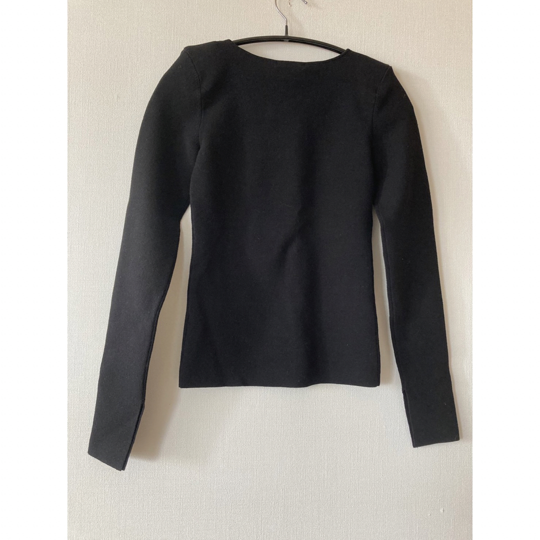 CLANE(クラネ)のCLANE SHOULDER PADS KNIT TOPS レディースのトップス(カットソー(長袖/七分))の商品写真