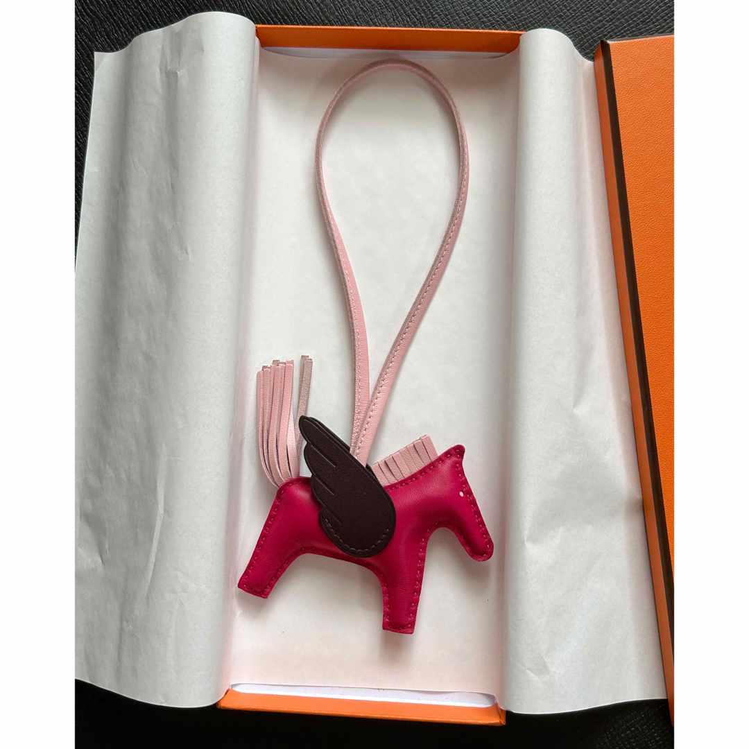 Hermes - ♡新品未使用♡ エルメス ロデオチャームペガサスPMの通販 by