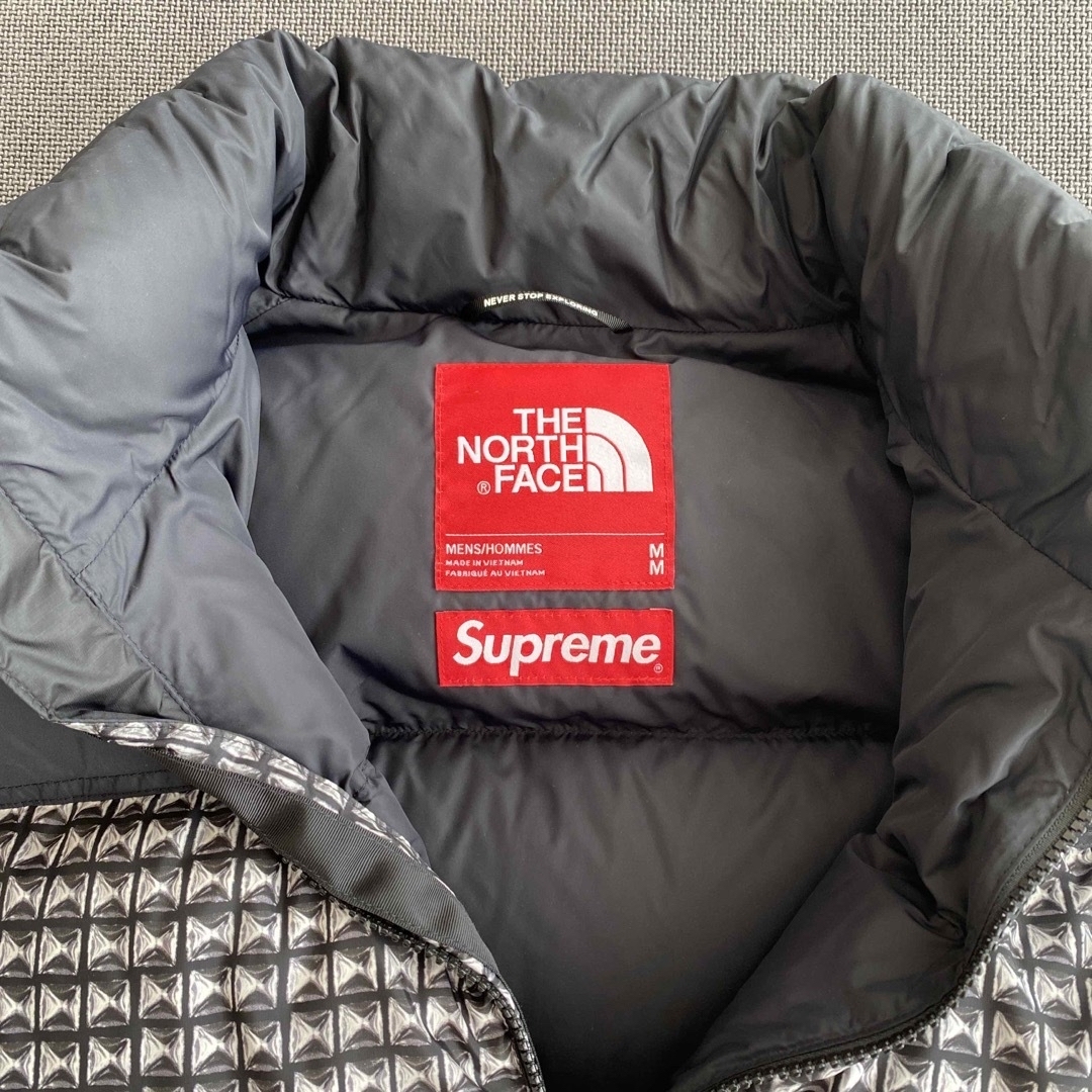 Supreme The North Face Studded Nuptse M