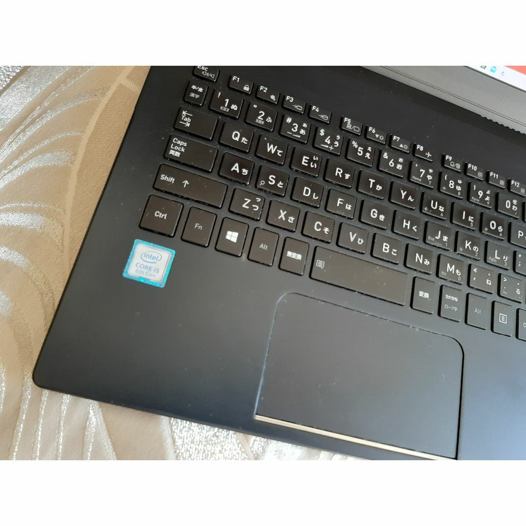 東芝 GZ63M 8世代 i5 8250U 256G/SSD 8G FHD