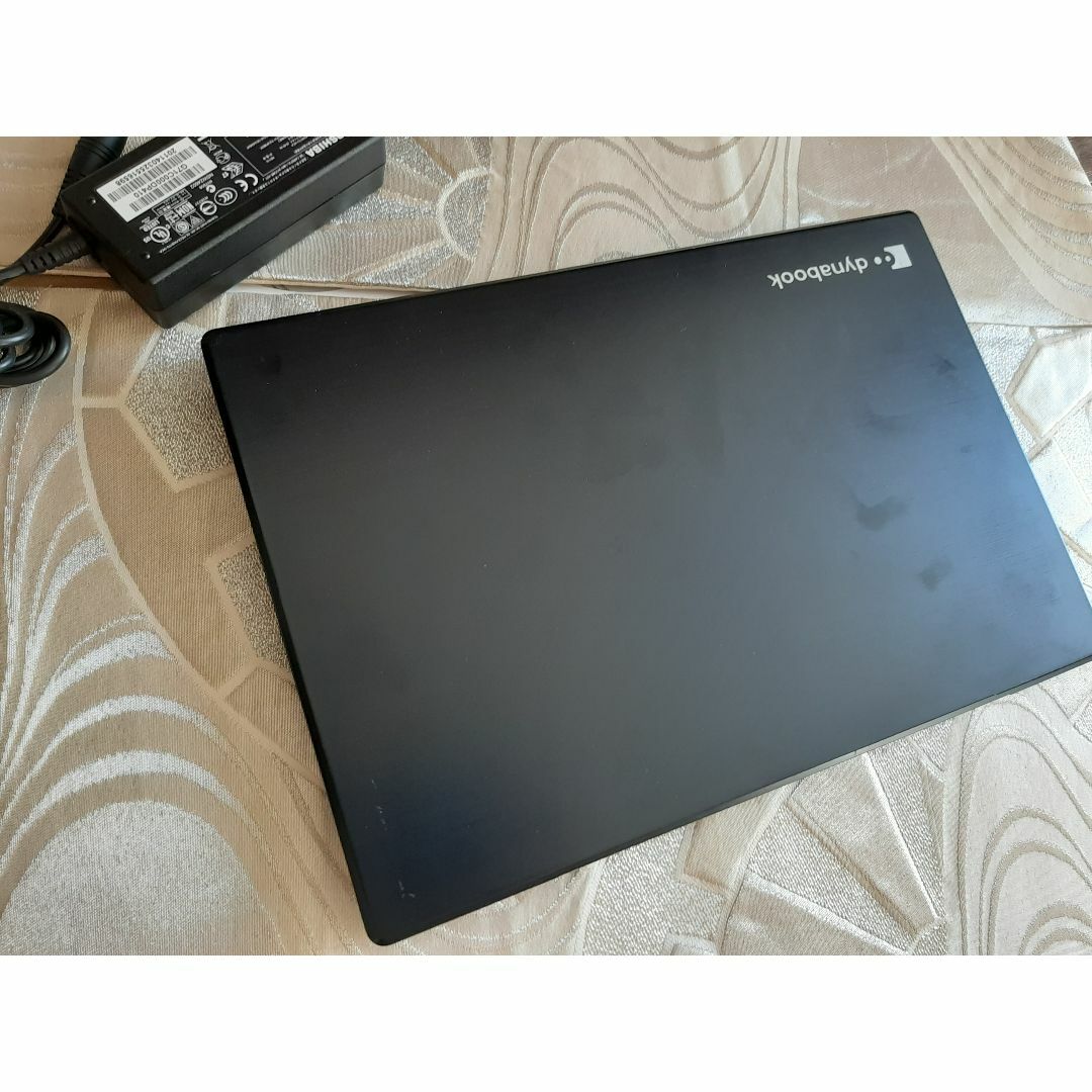 東芝 GZ63M 8世代 i5 8250U 256G/SSD 8G FHD