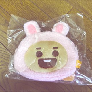 ビーティーイシビル(BT21)のBT21 Rabbitたっとん フェイスポーチ SHOOKY(キャラクターグッズ)