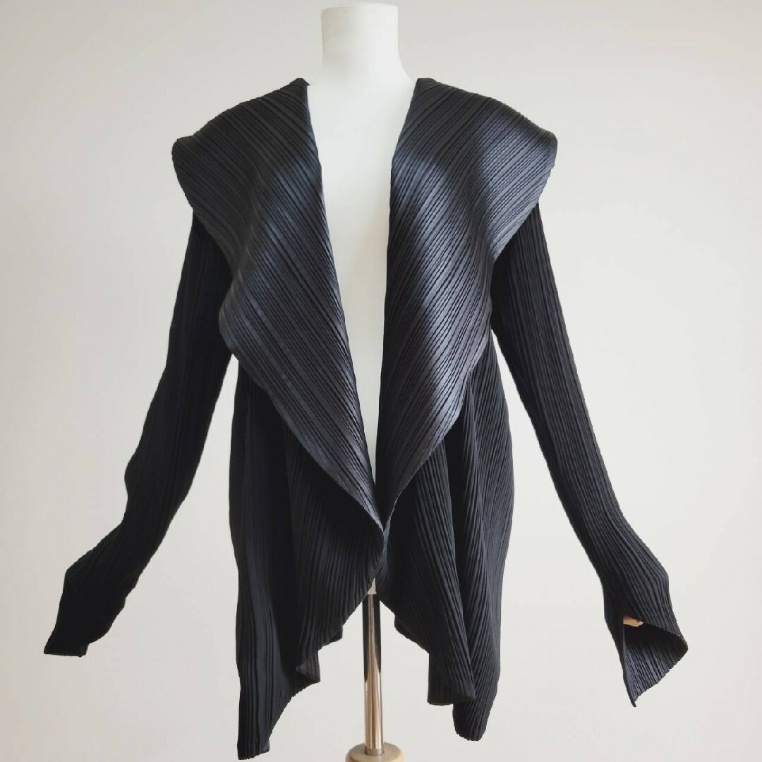希少】ISSEY MIYAKE イッセイミヤケ 肉厚 変形 ジャケット 黒-