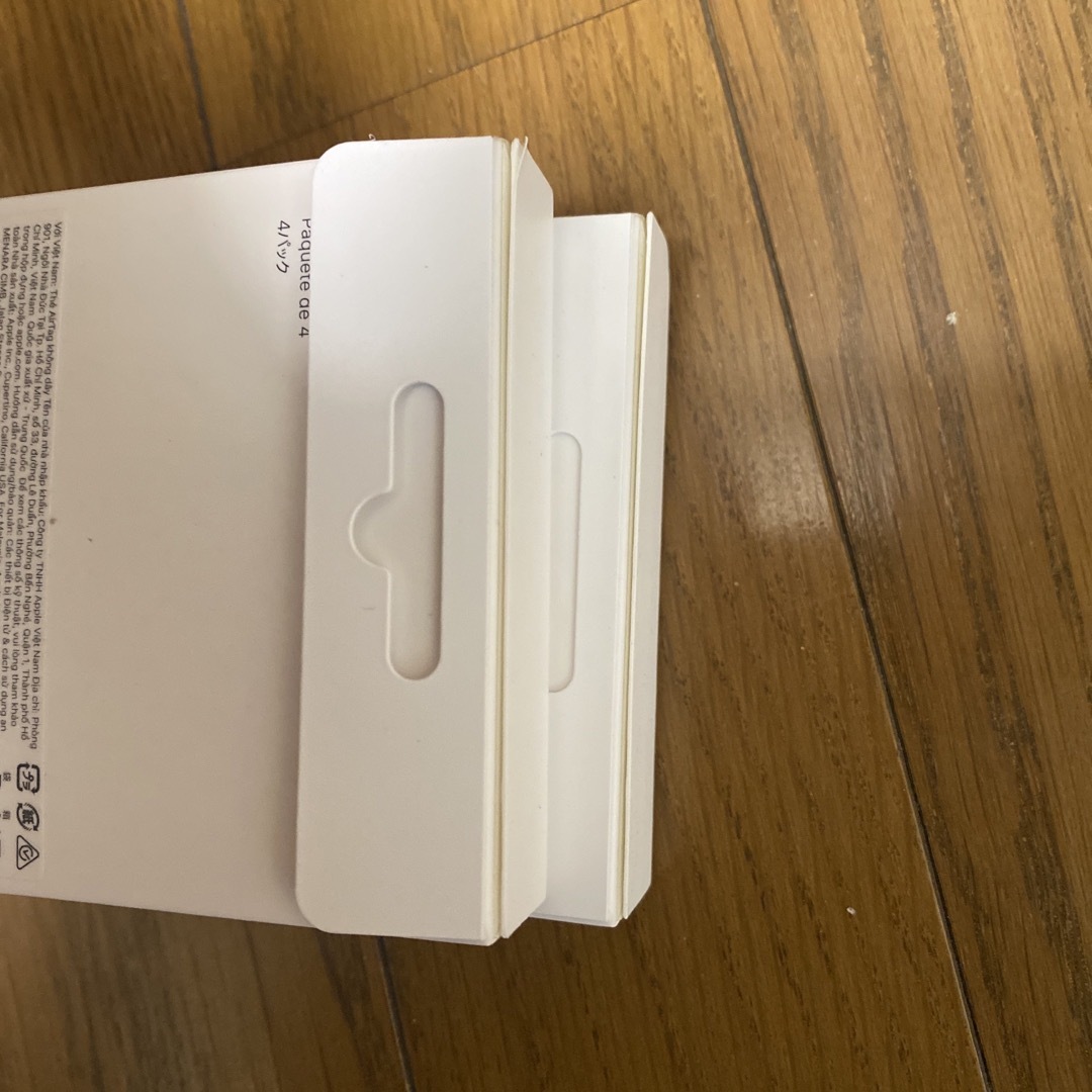 Apple - Apple AirTag 8個セット 4個セット× 2 未開封新品の通販 Apple - Apple AirTag 8個セット 4個セット× 2 未開封新品の通販