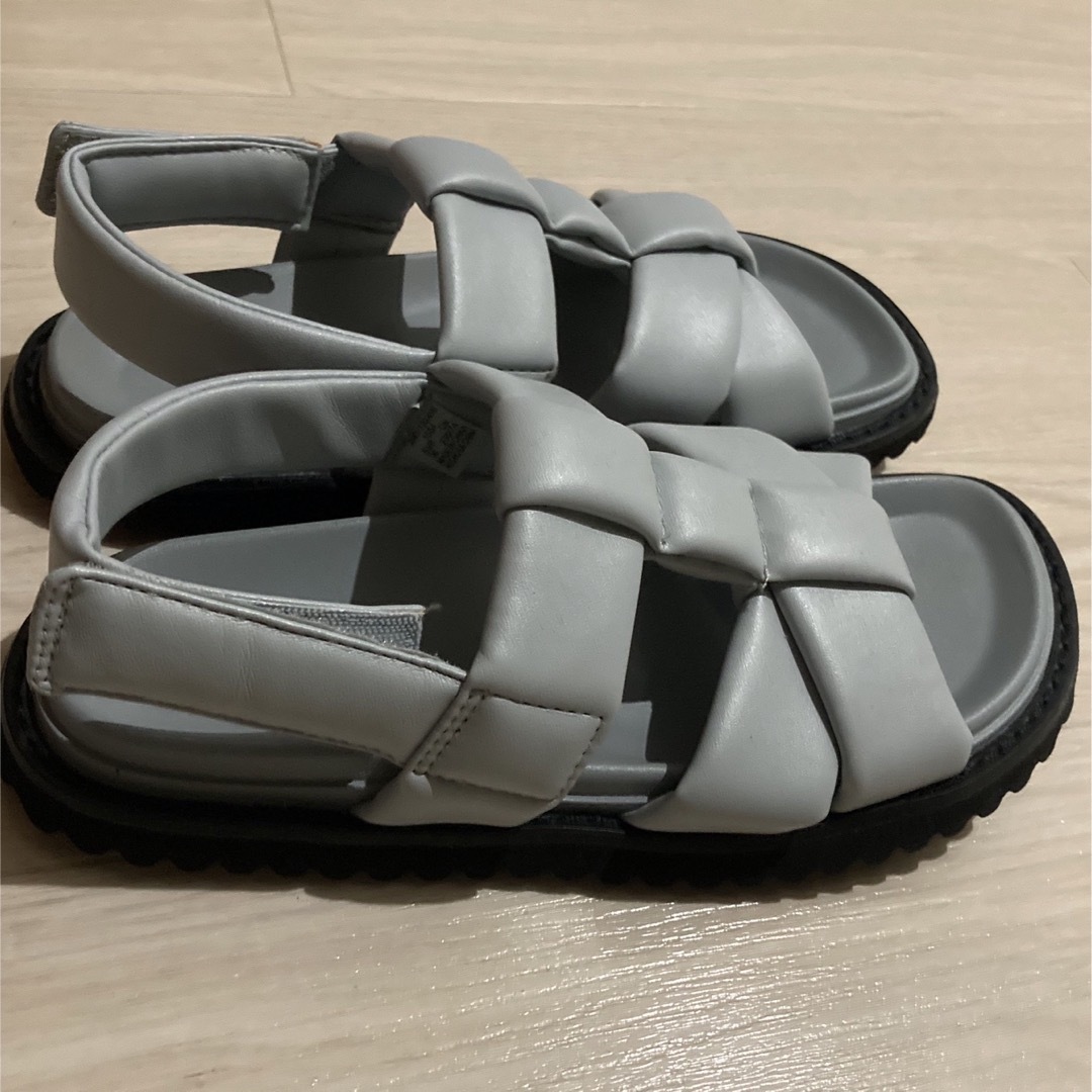 ZARA KIDS(ザラキッズ)のZARA⭐︎パフサンダル23cm レディースの靴/シューズ(サンダル)の商品写真