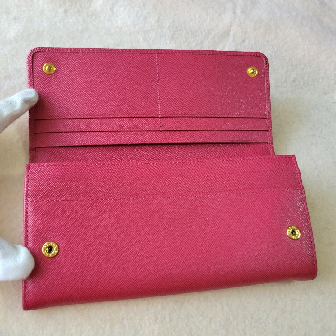 PRADA】リボン 二つ折り長財布 赤 サフィアーノレザー ピンクレッド - 財布