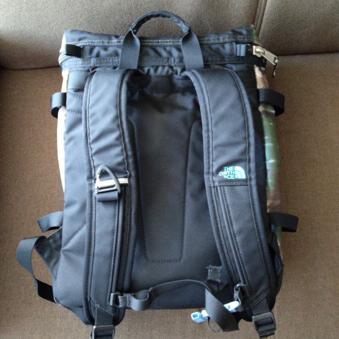 THE NORTH FACE ヒューズボックス　迷彩　21L