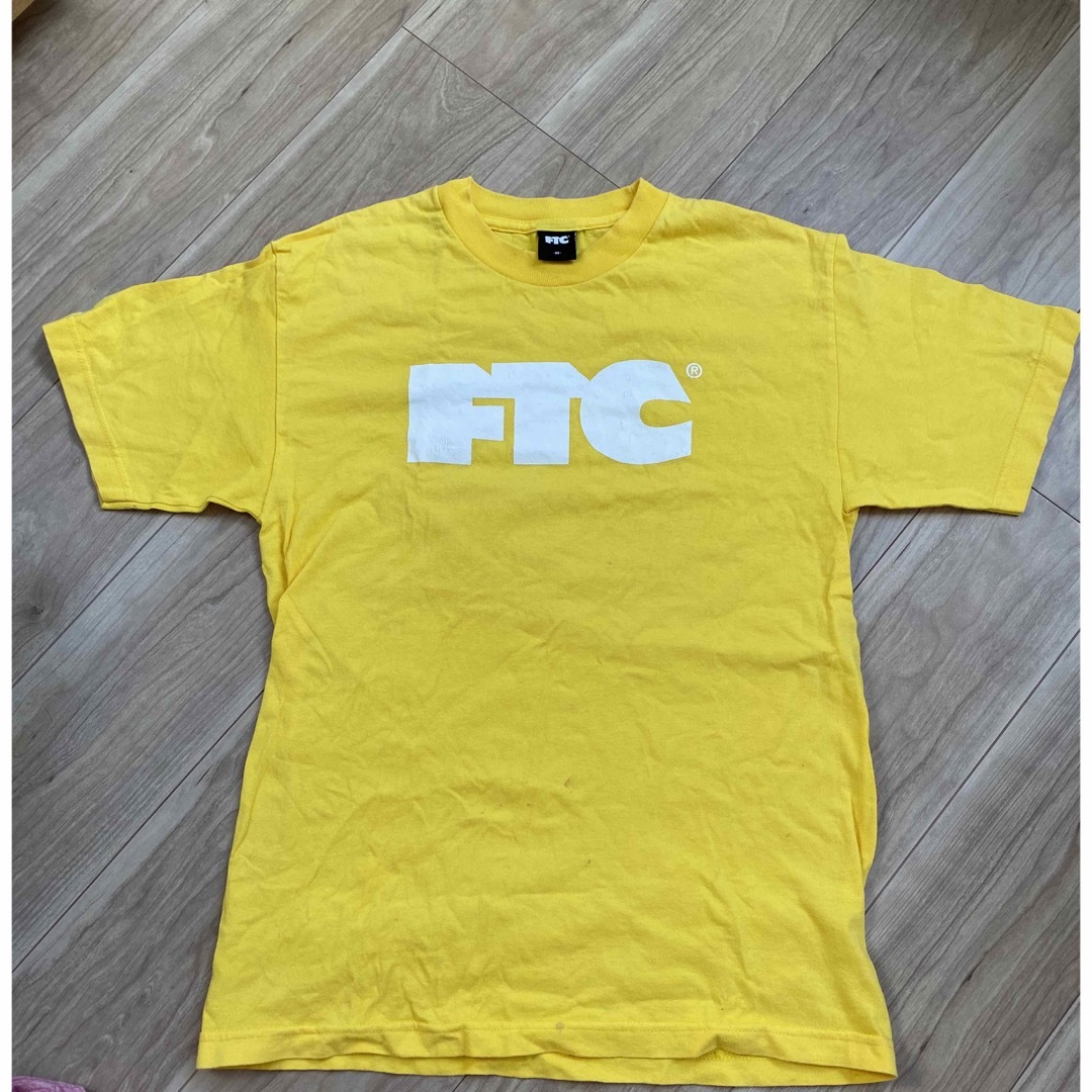 FTC(エフティーシー)のFTC   LOGO TEE オリジナル ロゴ Tシャツ Mサイズ YELLOW メンズのトップス(Tシャツ/カットソー(半袖/袖なし))の商品写真