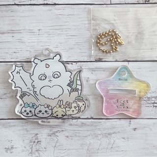 超まじかるちいかわ アクスタにもなるホログラムアクリルキーホルダー