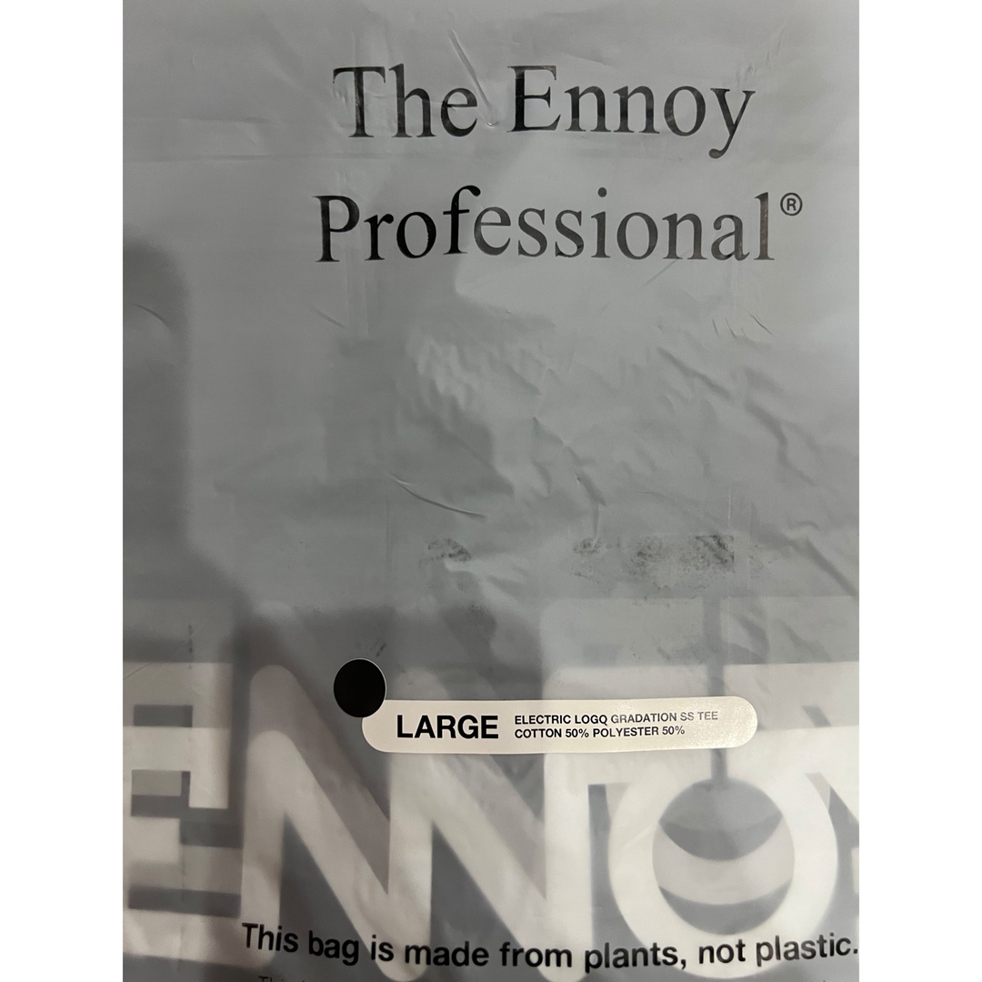 1LDK SELECT - ennoy ELECTRIC LOGO GRADATION ブラック Tシャツの通販