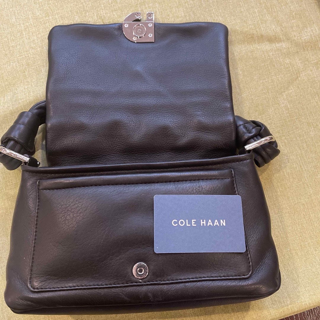 Cole Haan(コールハーン)の特別値下げ！！！Cole Hann ショルダーバック　ストラップ付き レディースのバッグ(ショルダーバッグ)の商品写真