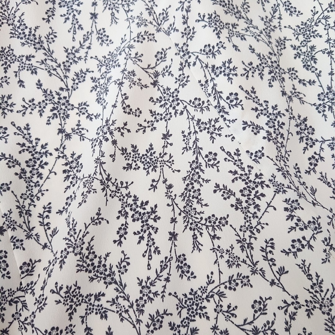 grove(グローブ)のフラワー柄 マーメイドラインスカート(Ｌ) レディースのワンピース(ロングワンピース/マキシワンピース)の商品写真