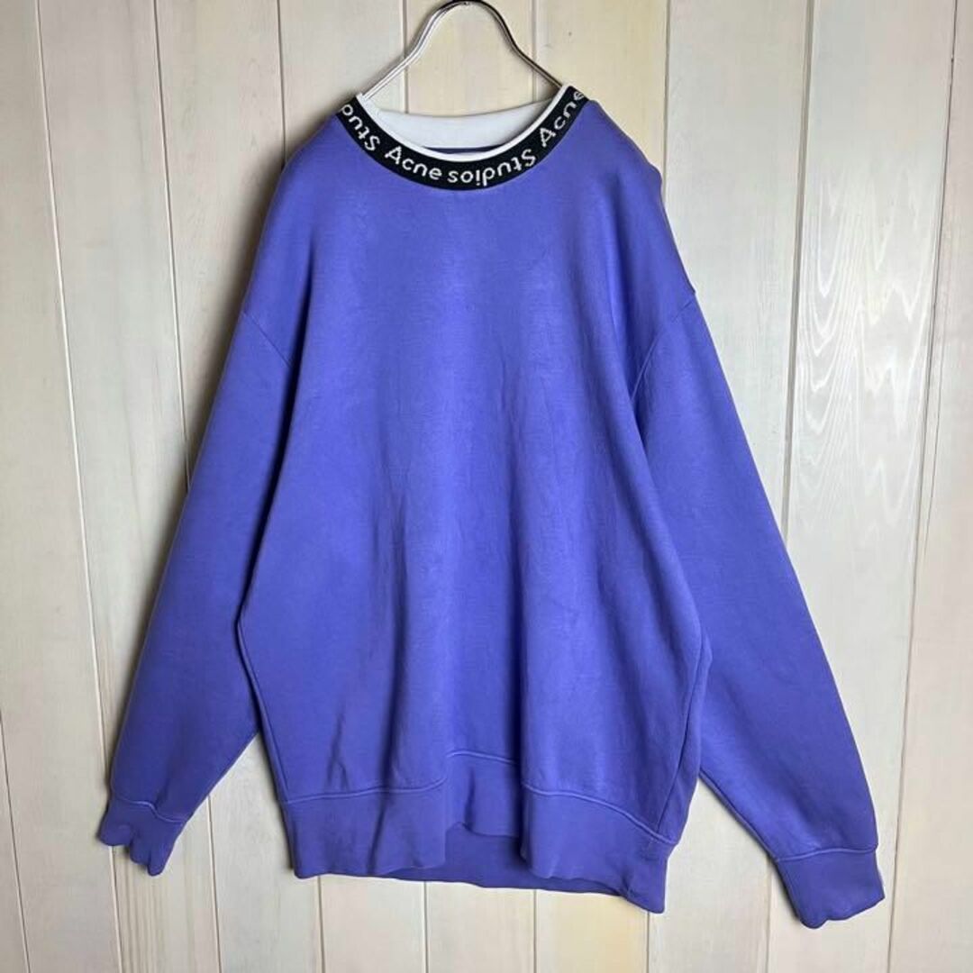 acne studious sweat 首ロゴ