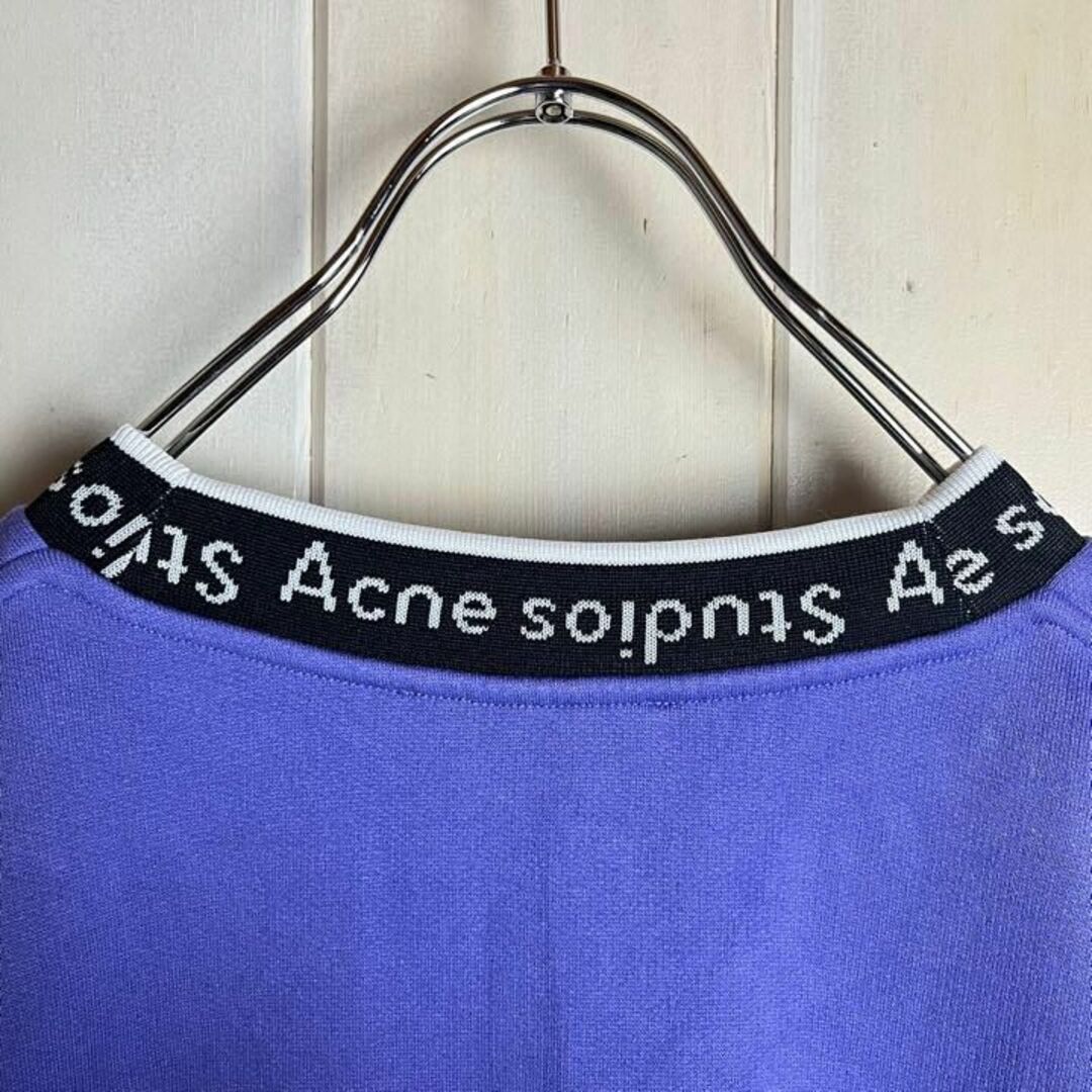 【人気デザイン】Acne Studios 首元ロゴ モックネック スウェット