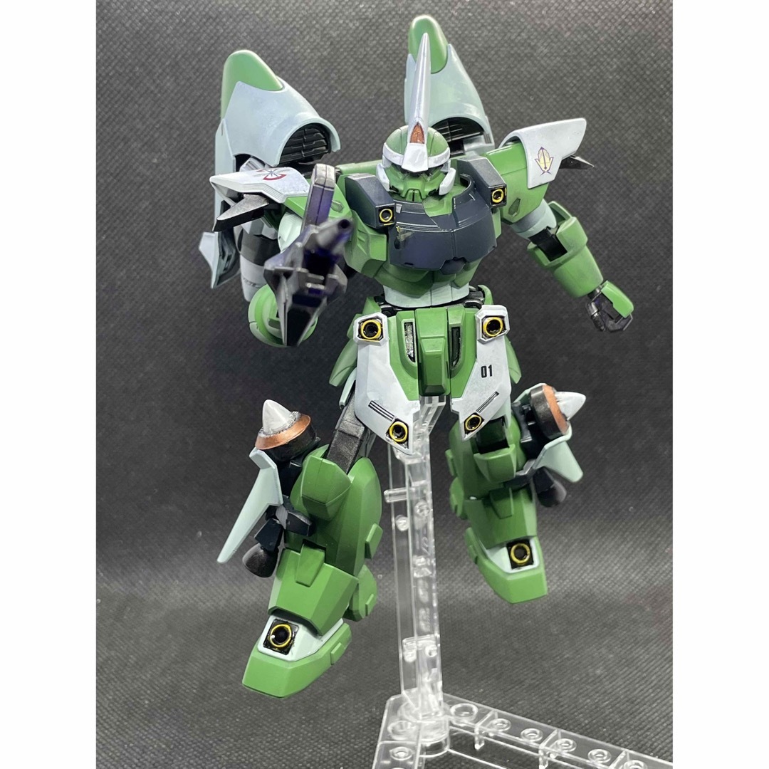 BANDAI(バンダイ)のHG 機動戦士ガンダムSEED ジン ハイマニューバ 1/144全塗装完成品！！ エンタメ/ホビーのおもちゃ/ぬいぐるみ(プラモデル)の商品写真