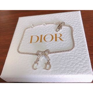 クリスチャンディオール(Christian Dior)のChristian Dior  ロゴ リボン ブレスレット可愛い シルバー (ブレスレット/バングル)