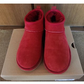 UGG アグ　超希少モデル　新品　赤ボアブーツ27cm