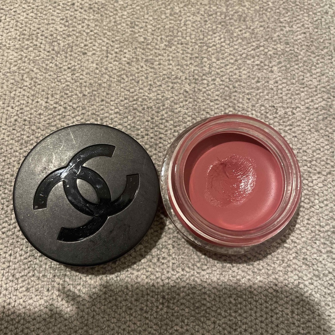 CHANEL リップ&チーク　ボーム