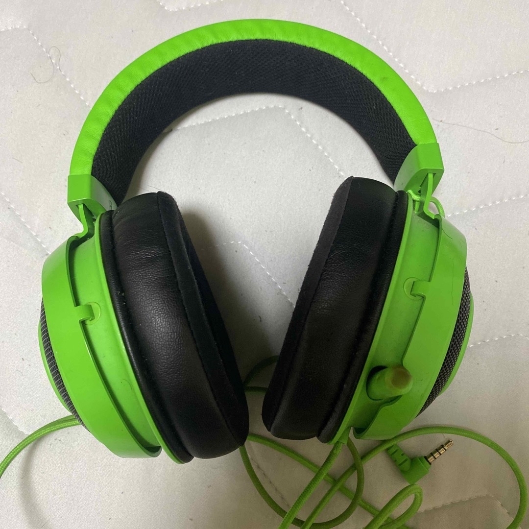 Razer(レイザー)のRAZER KRAKEN  スマホ/家電/カメラのオーディオ機器(ヘッドフォン/イヤフォン)の商品写真