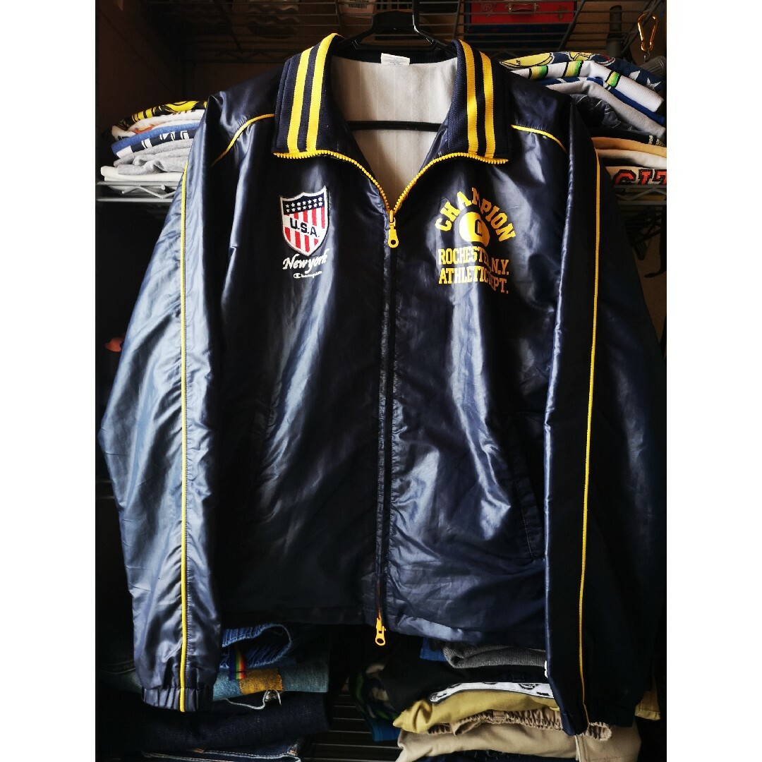 【お買い得☀️】Champion(チャンピオン)ナイロンジャケット Lサイズ | フリマアプリ ラクマ