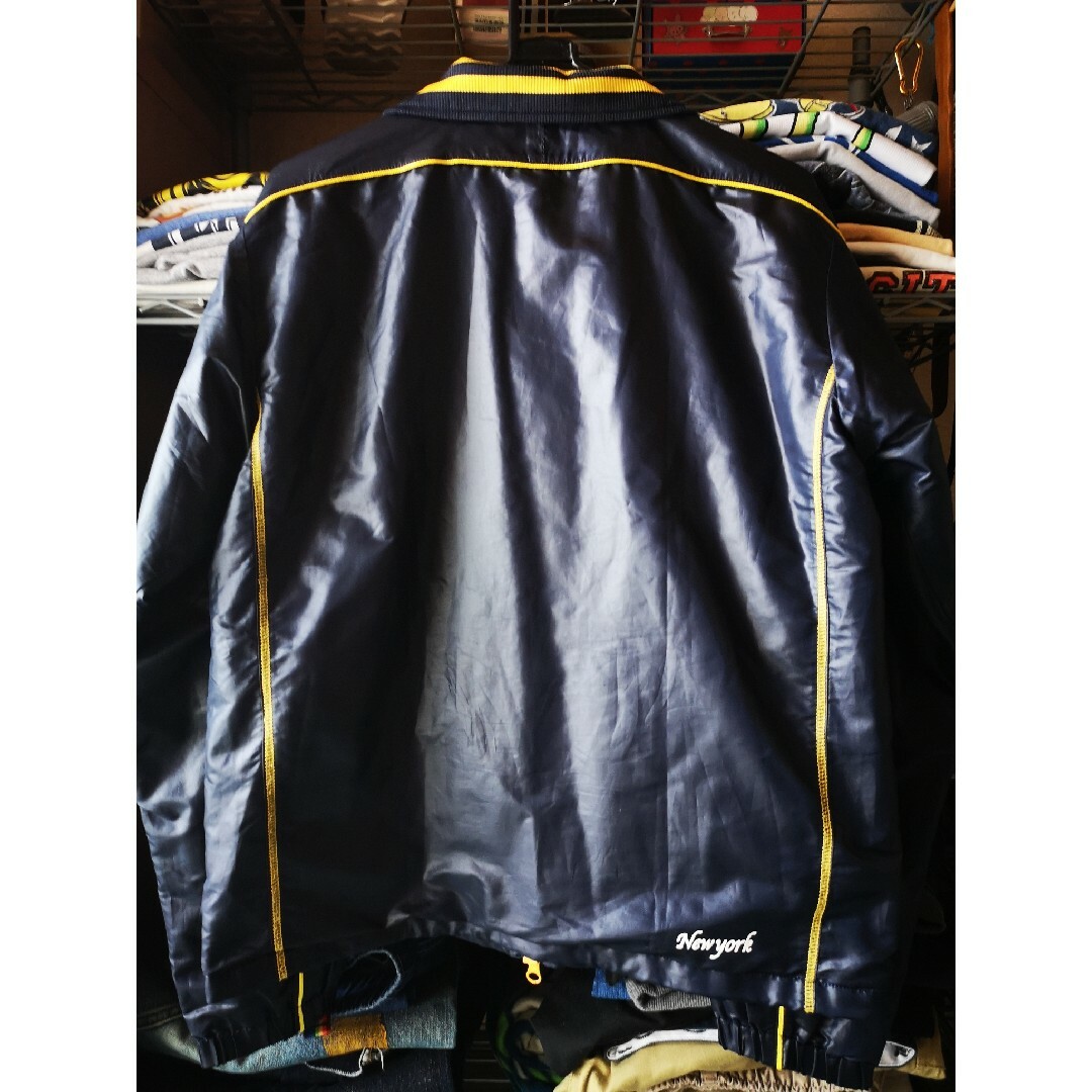 【お買い得☀️】Champion(チャンピオン)ナイロンジャケット Lサイズ