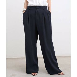 アパルトモンドゥーズィエムクラス(L'Appartement DEUXIEME CLASSE)の今季アパルトモン☆Lowrise Tuck Wide Pantsネイビー☆34(カジュアルパンツ)