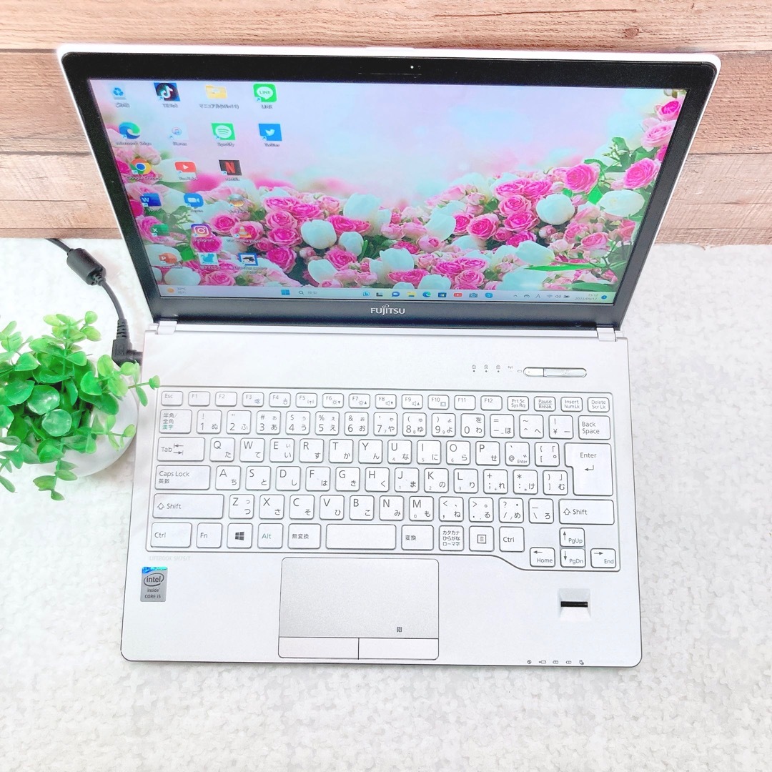 i5‼️小型軽量モデル✨液晶綺麗✨カメラ付き✨大容量500GB❣️ノートパソコン 2